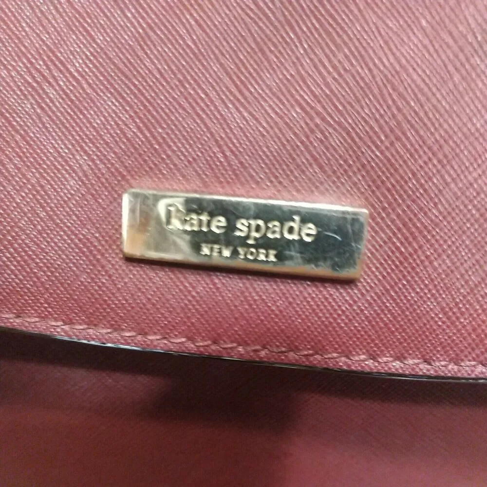 Kate Spade rn 0102760 Maroon Medium Satchel Handbag W/ Crossbody Strap